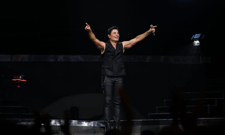 Chayanne in Miami: Bailemos Otra Vez Brings a Latin Pop Marathon to Kaseya Center This Saturday