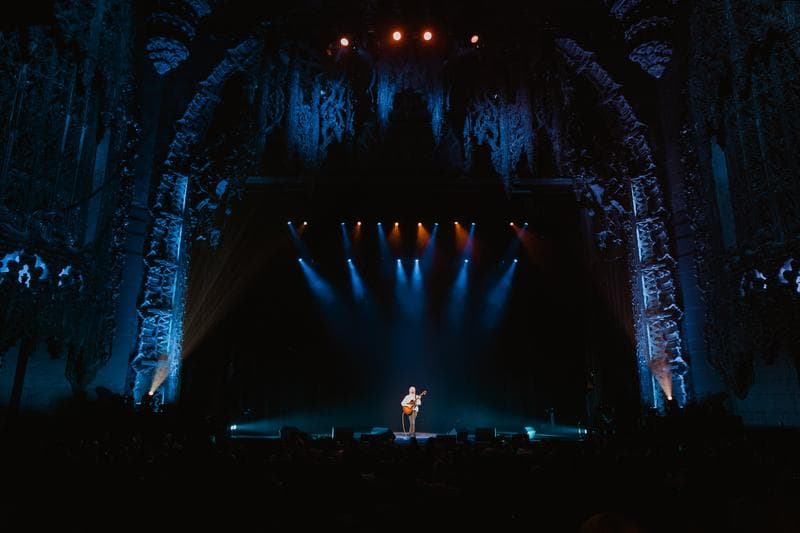 Ed Sheeran: LOOP Tour