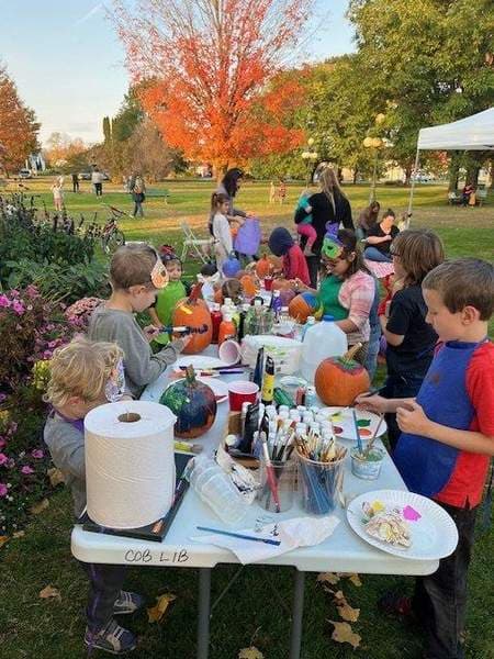 Riverwalk Fall Festival